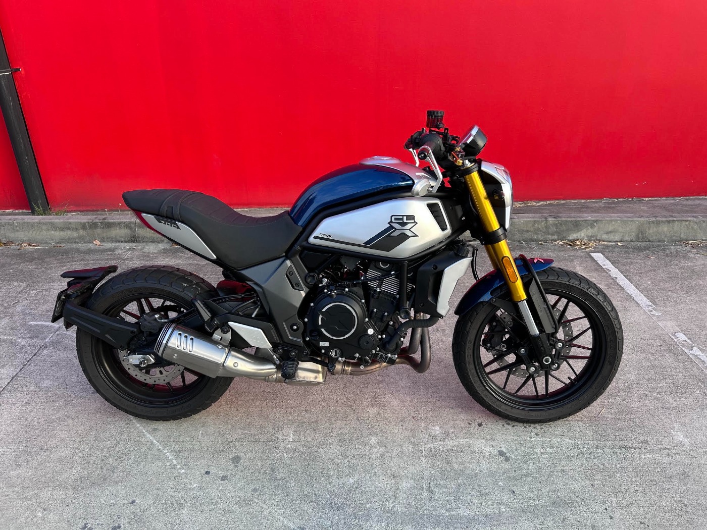 CFMOTO 700CL-X